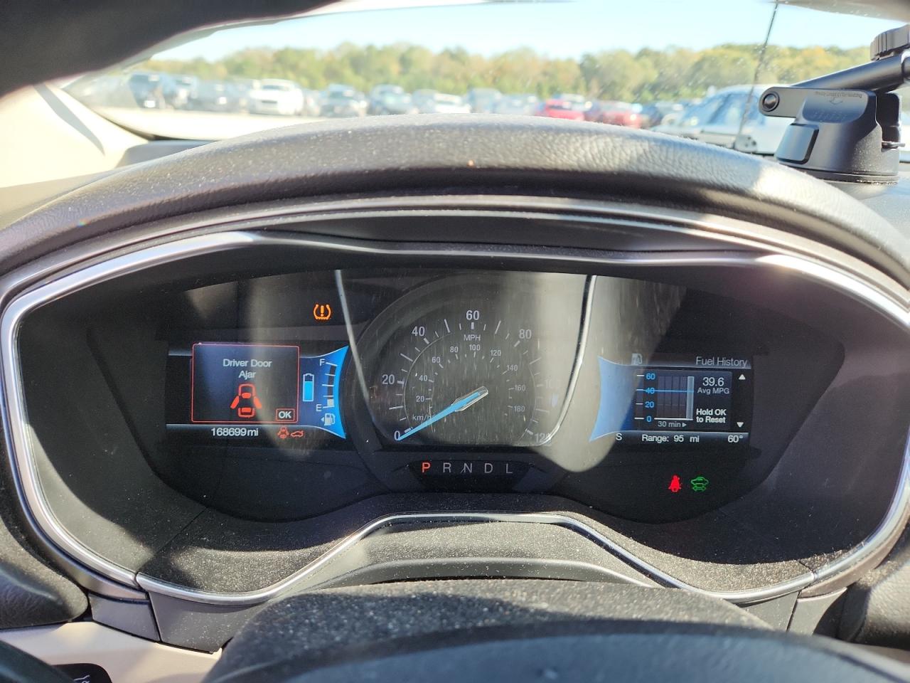 2017 FORD FUSION SE HYBRID photo 9