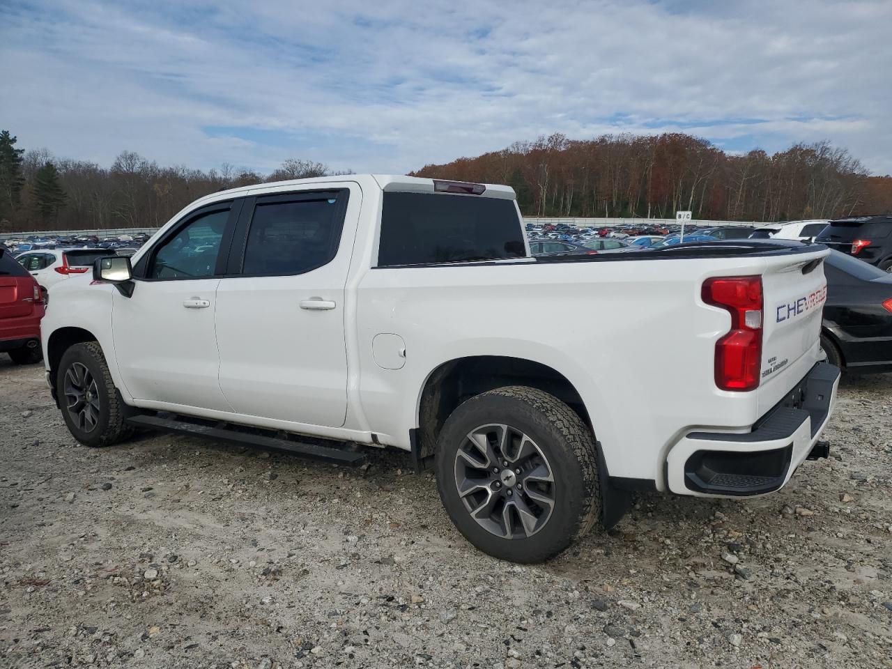 2021 CHEVROLET SILVERADO K1500 RST photo 3