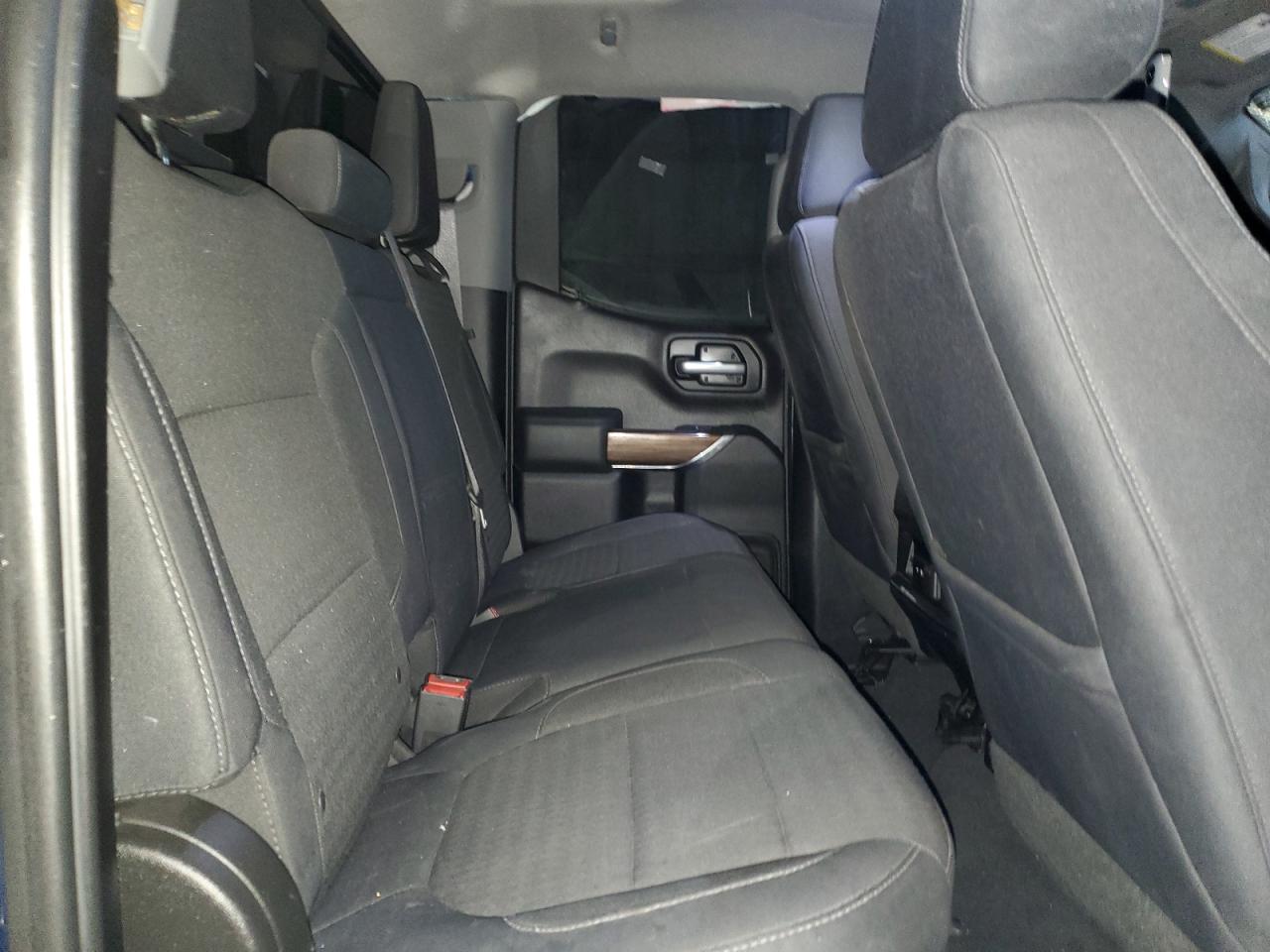 2019 CHEVROLET SILVERADO K1500 RST photo 28
