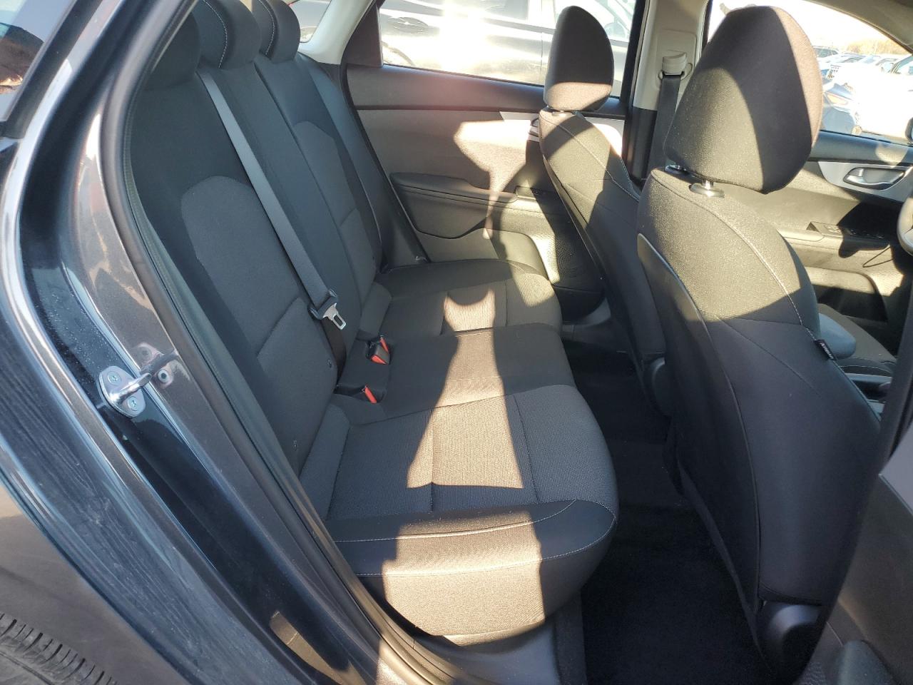 2024 KIA FORTE LX photo 10