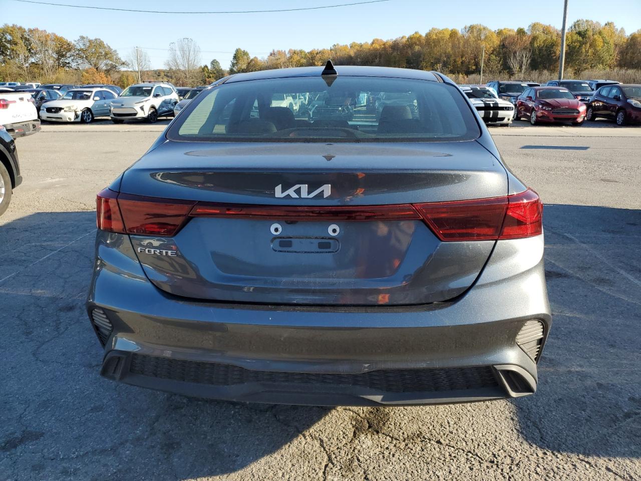 2024 KIA FORTE LX photo 6