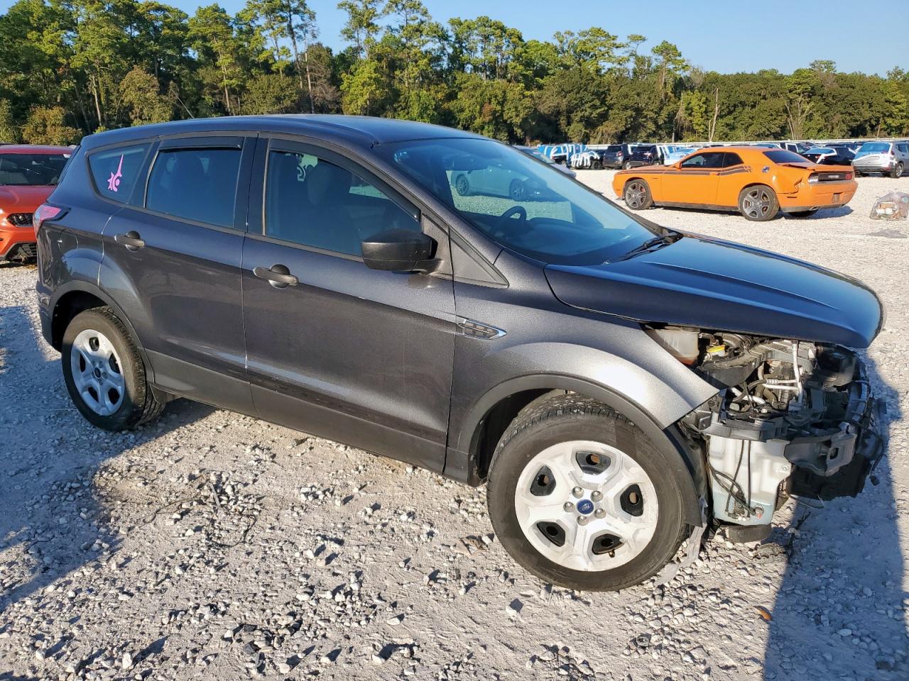 2017 FORD ESCAPE S photo 4