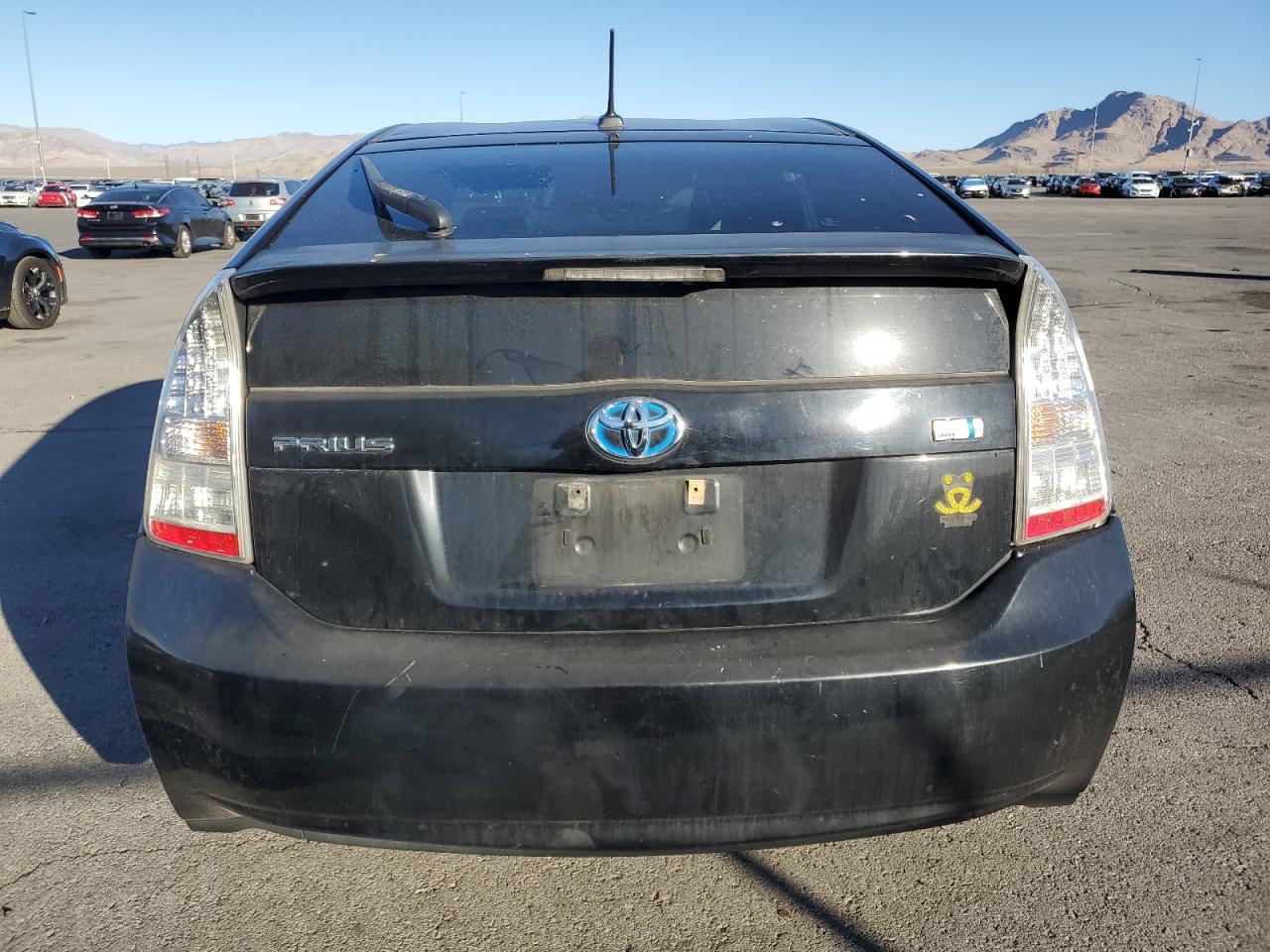 2011 TOYOTA PRIUS photo 11