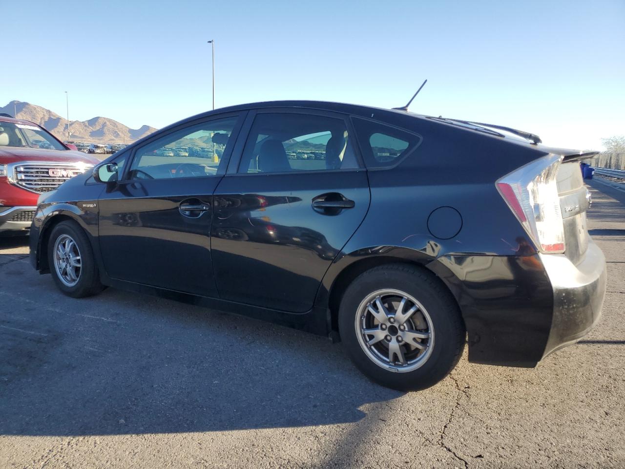 2011 TOYOTA PRIUS photo 3