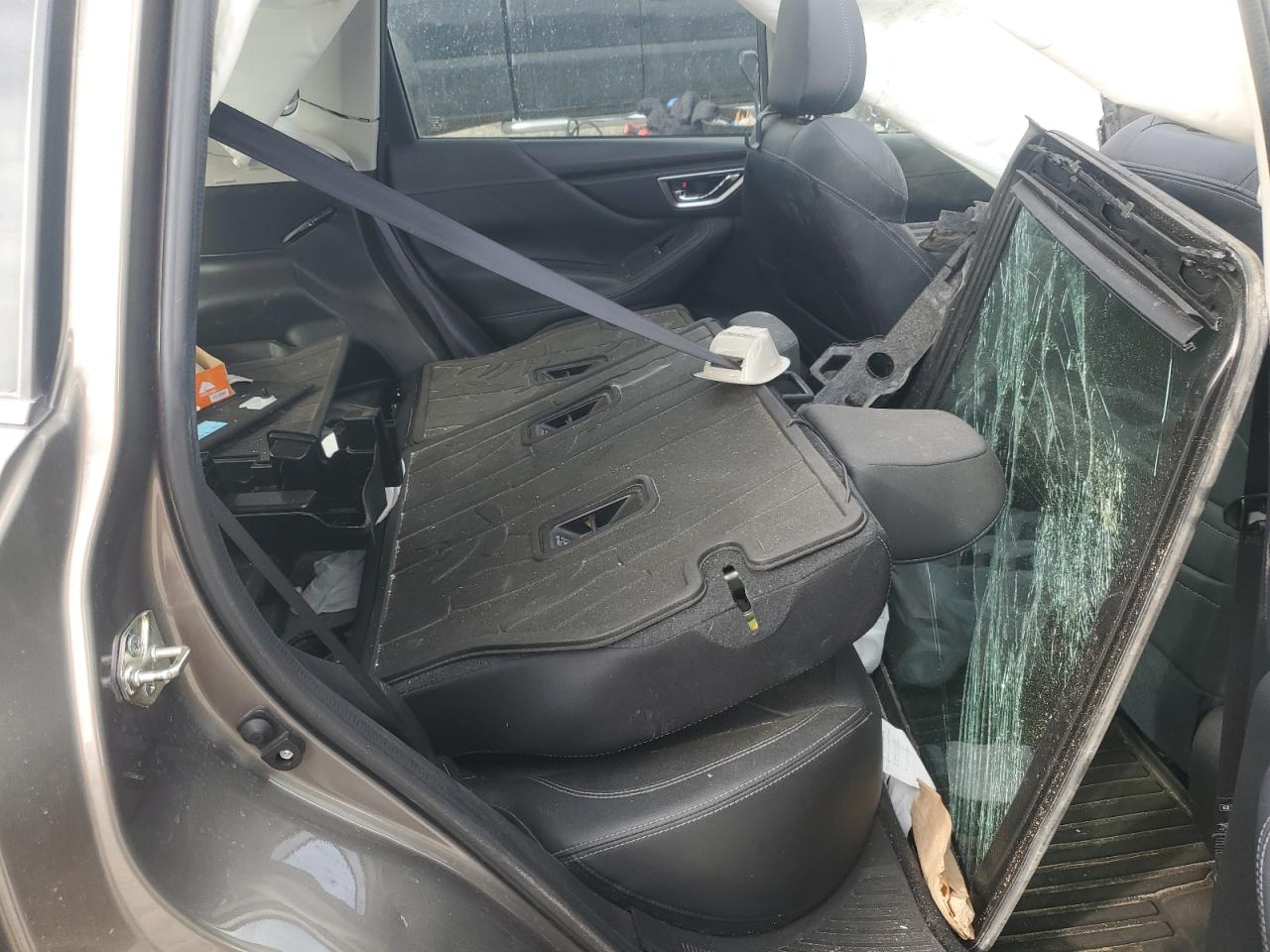2019 SUBARU FORESTER LIMITED photo 28