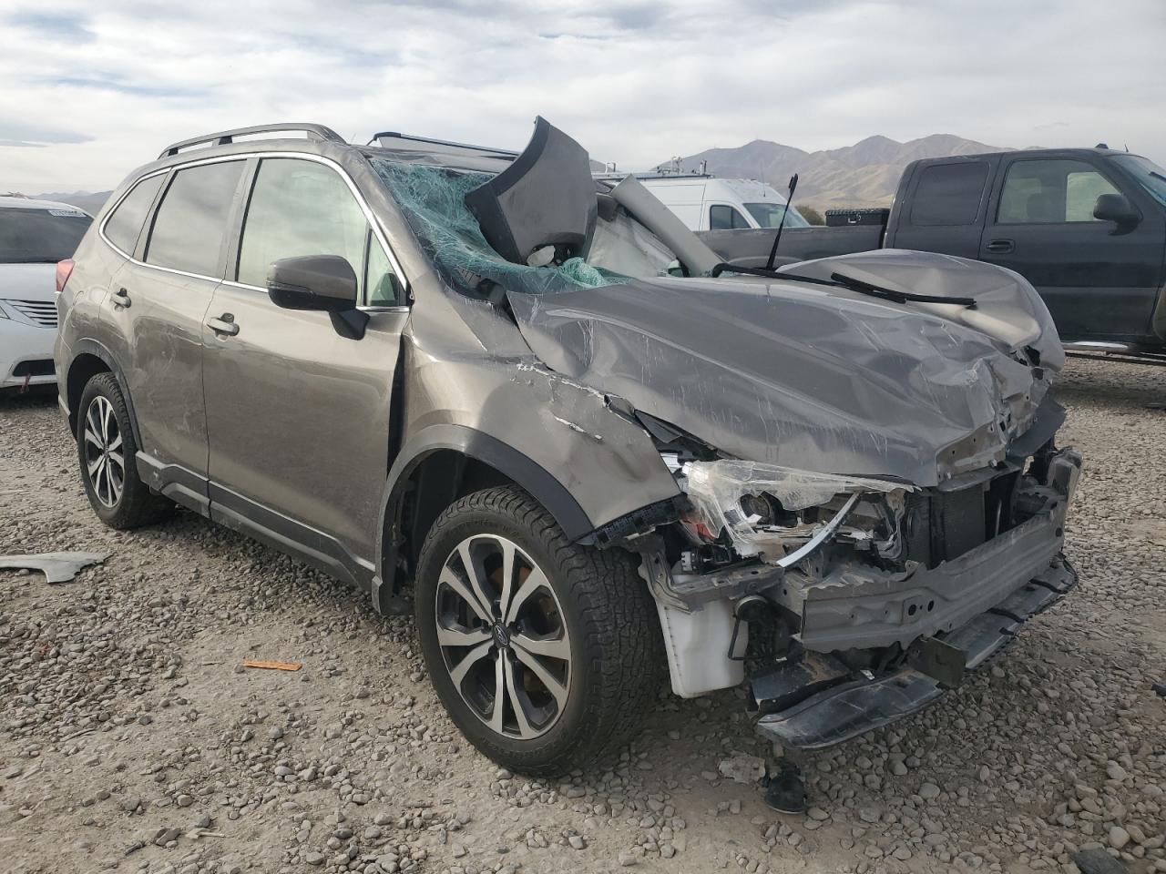 2019 SUBARU FORESTER LIMITED photo 10