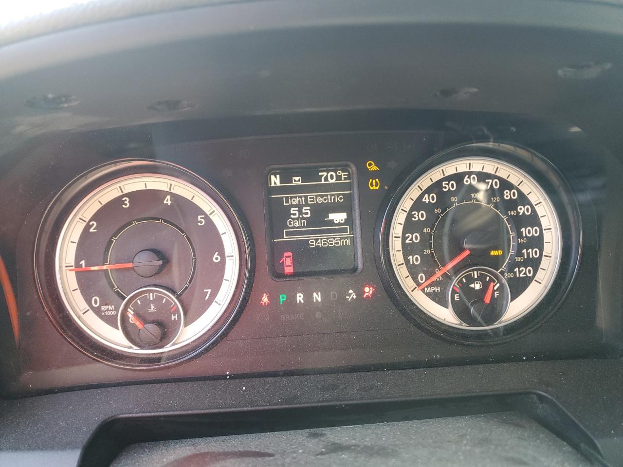 2018 RAM 2500 ST photo 25