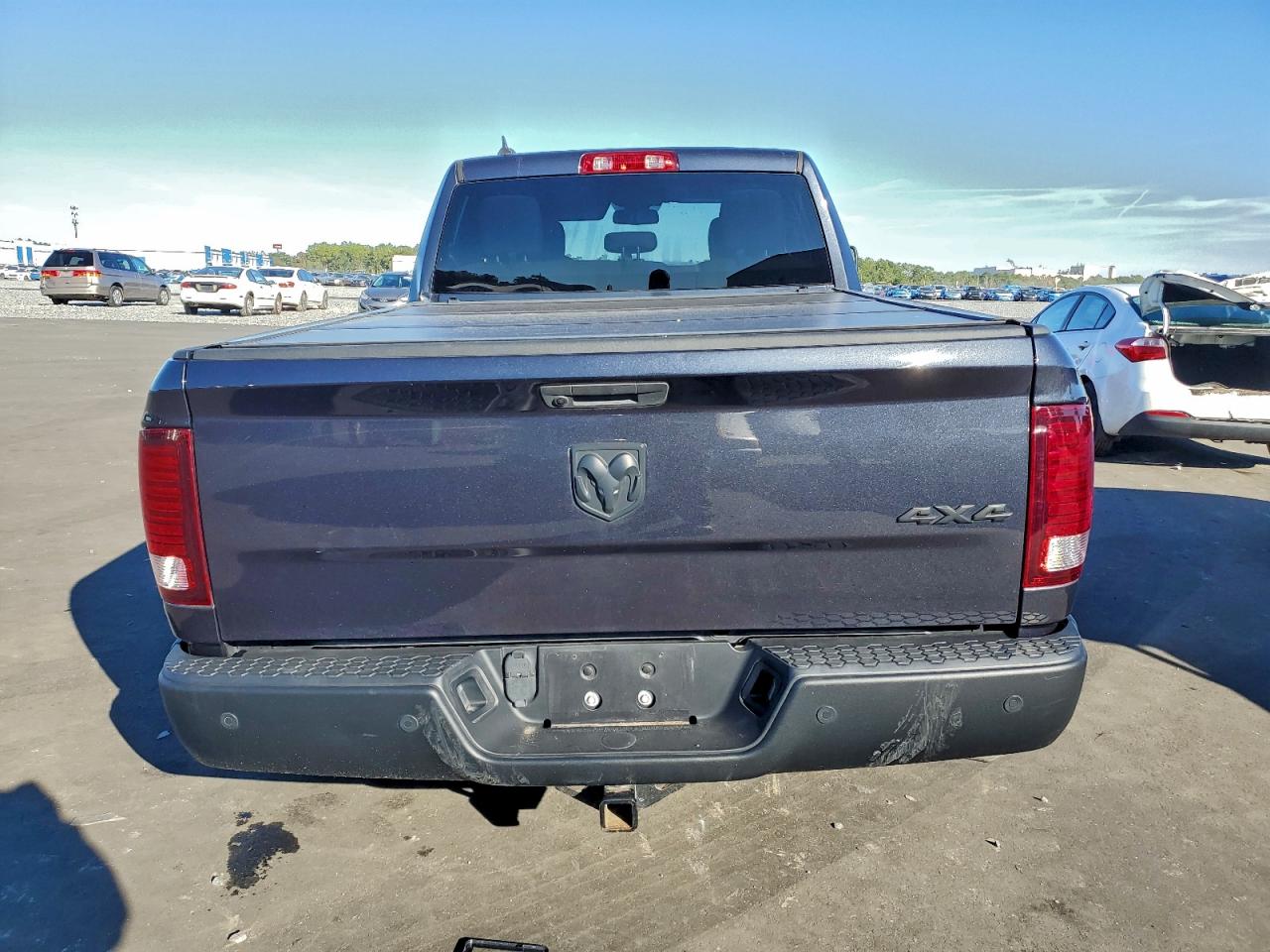 2021 RAM 1500 CLASSIC SLT photo 11