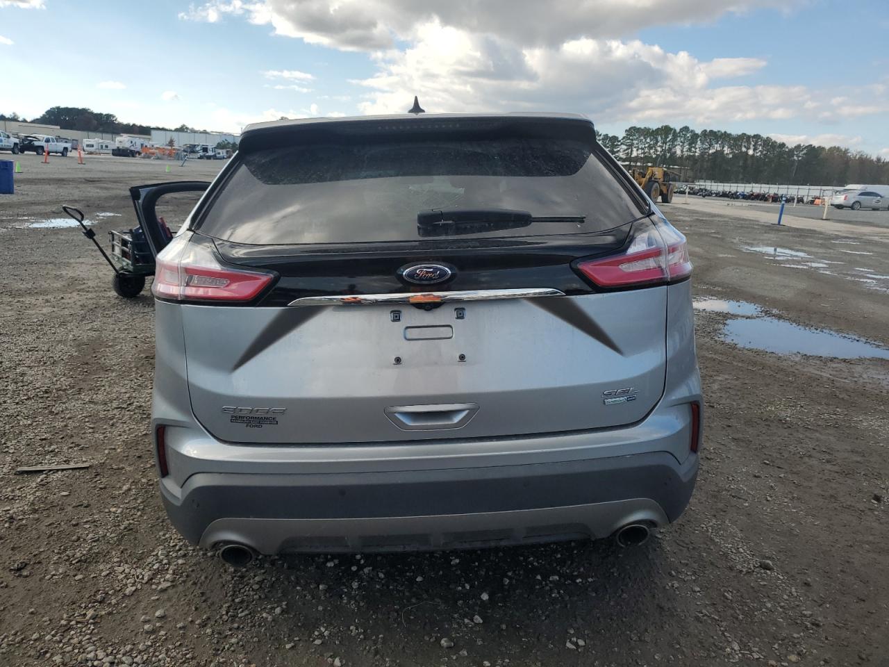 2020 FORD EDGE SEL photo 11