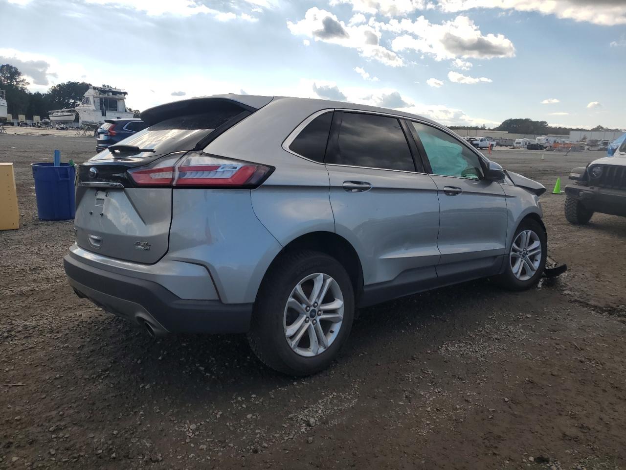 2020 FORD EDGE SEL photo 5