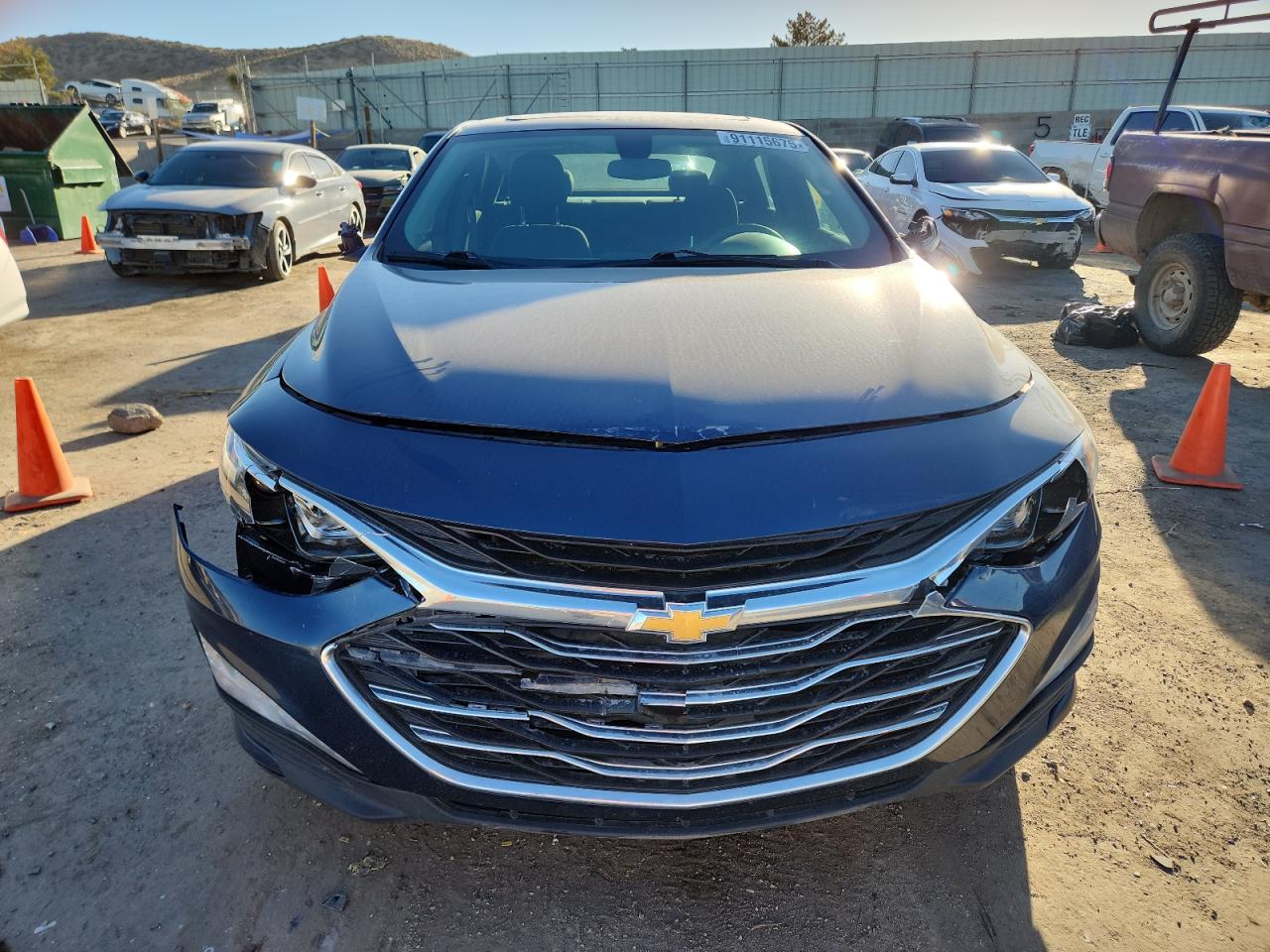 2022 CHEVROLET MALIBU LT photo 5