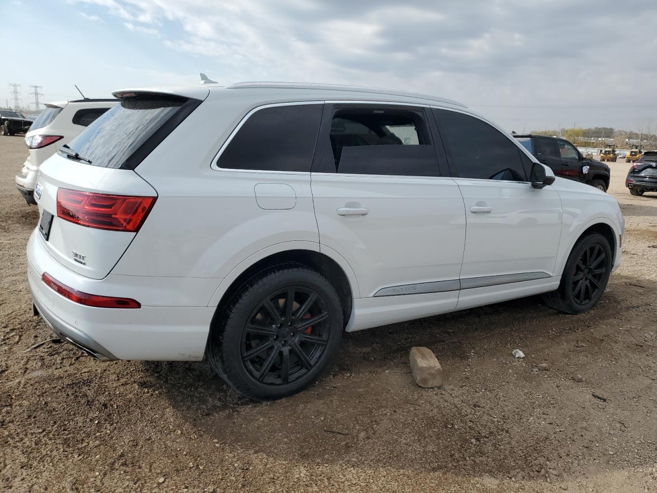2017 AUDI Q7 PRESTIGE photo 3