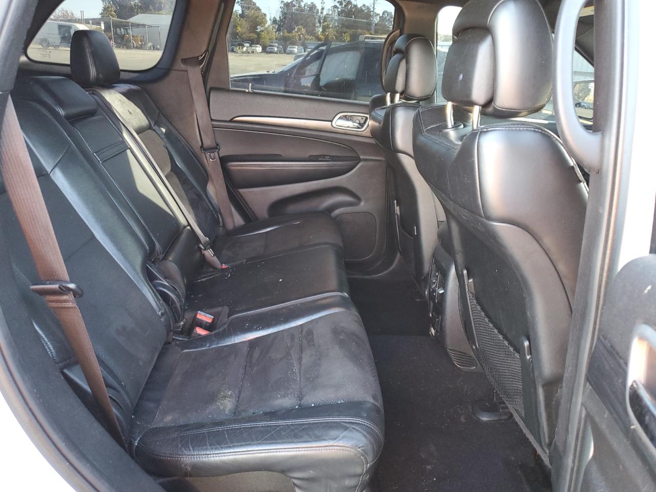 2020 JEEP GRAND CHEROKEE LAREDO photo 10