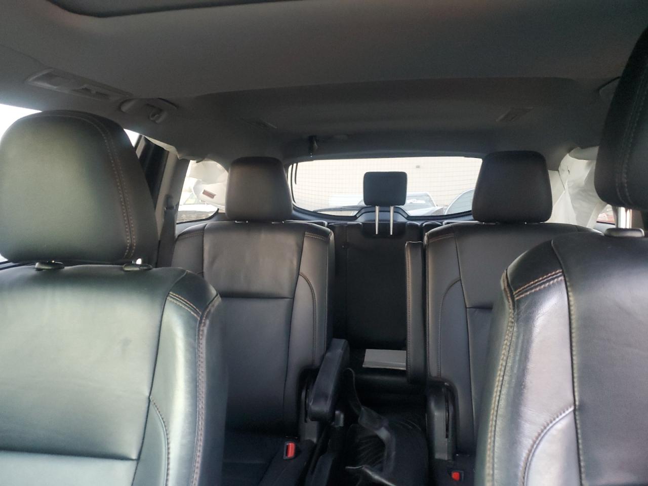 2019 TOYOTA HIGHLANDER SE photo 10