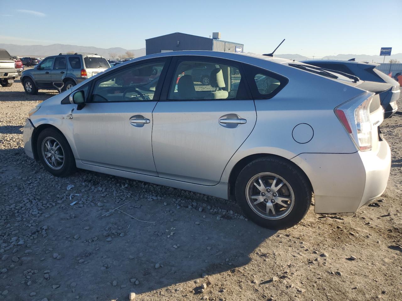 2010 TOYOTA PRIUS photo 4