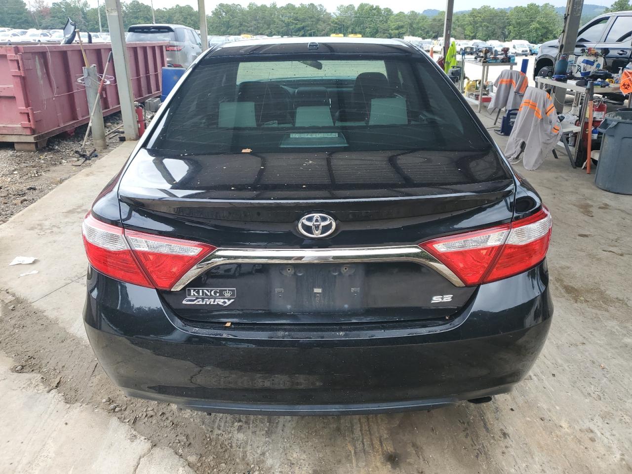 2017 TOYOTA CAMRY LE photo 11