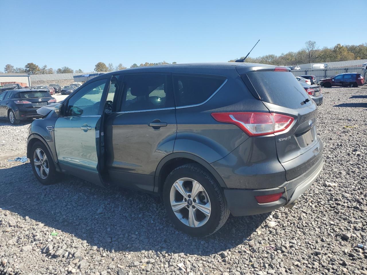 2016 FORD ESCAPE SE photo 3