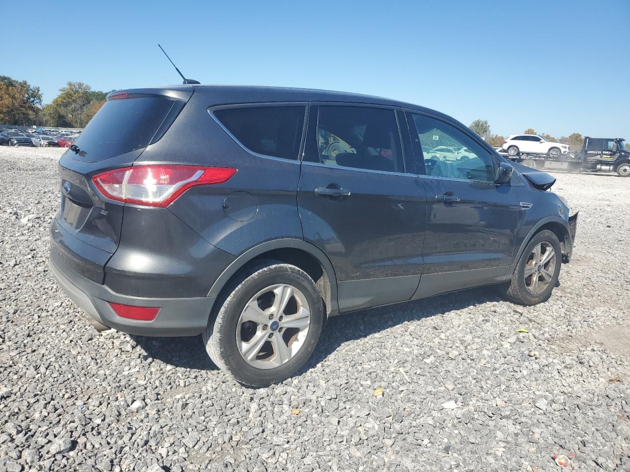 2016 FORD ESCAPE SE photo 5