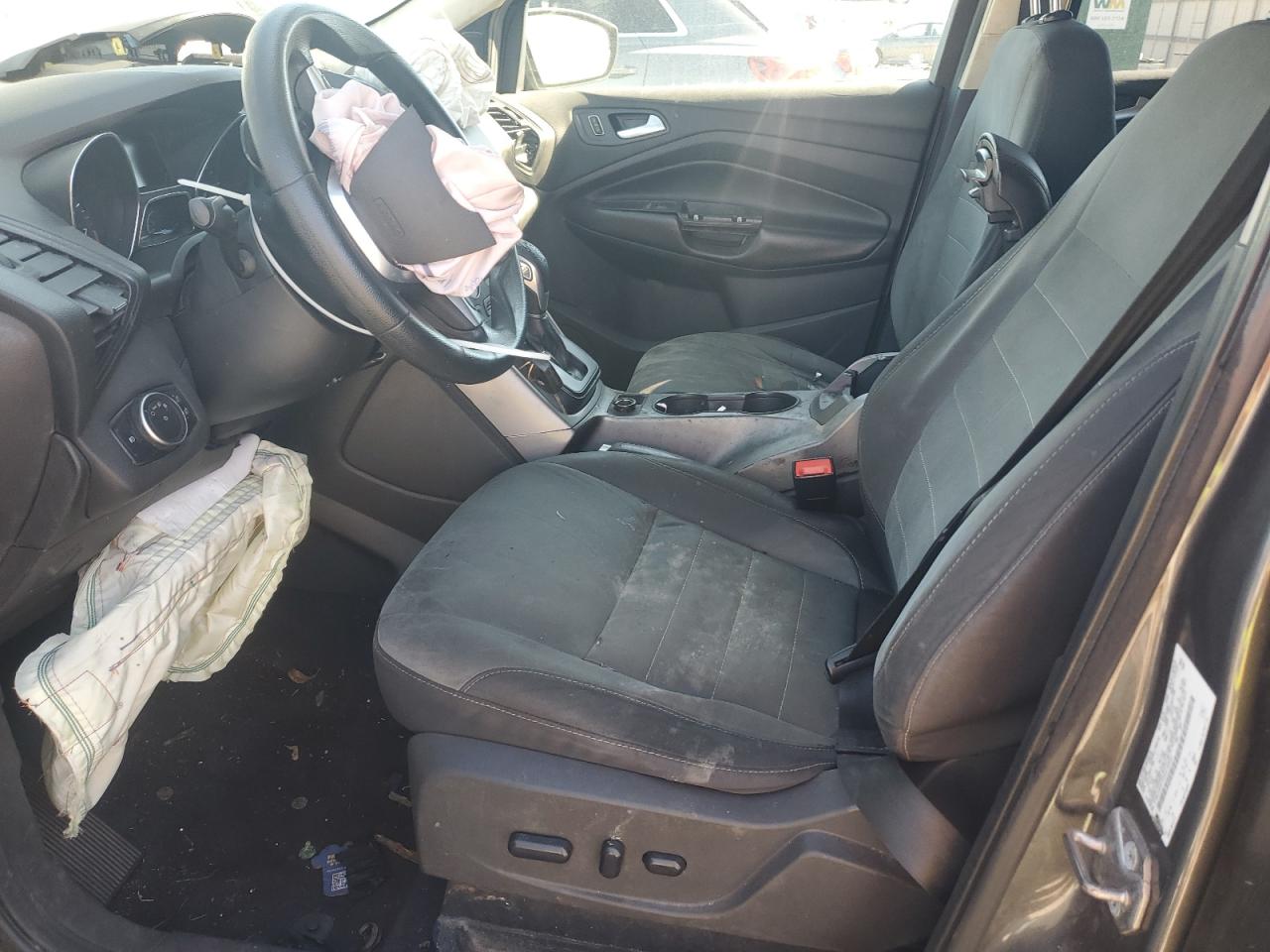 2016 FORD ESCAPE SE photo 13
