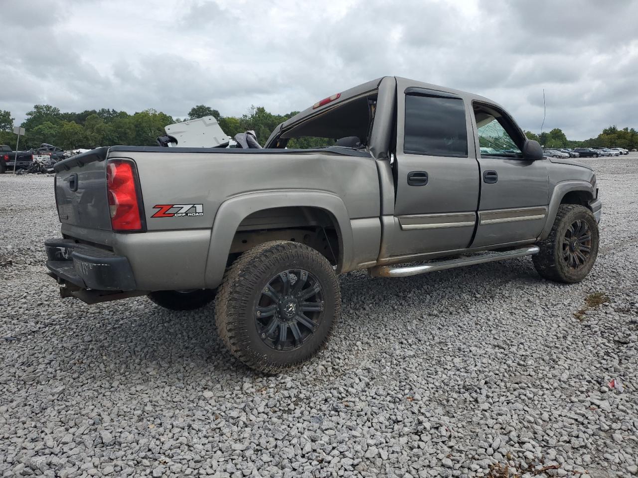 2006 CHEVROLET SILVERADO K1500 photo 5