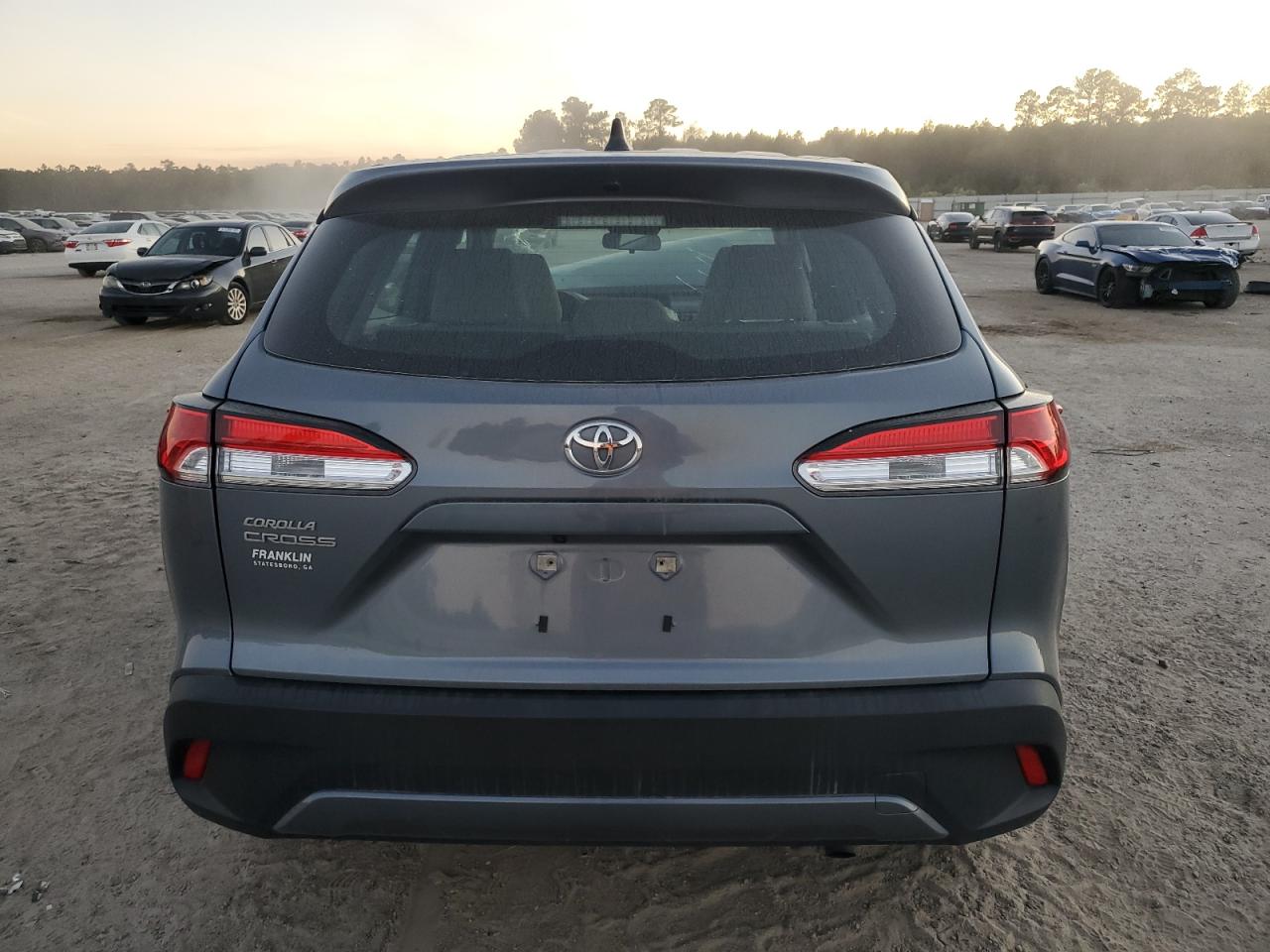 2023 TOYOTA COROLLA CROSS L photo 6