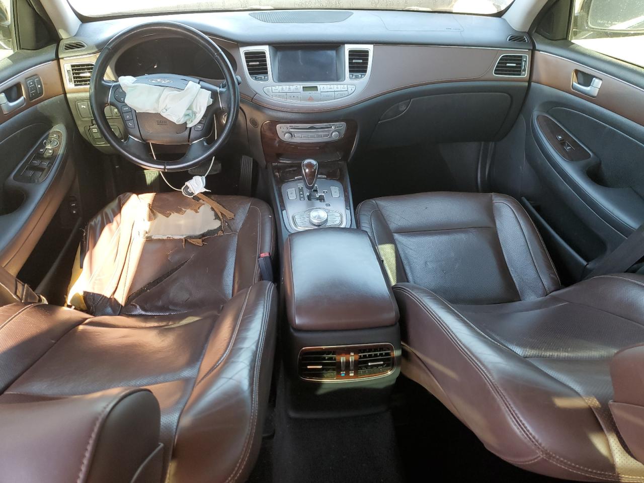 2013 HYUNDAI GENESIS 3.8L photo 8