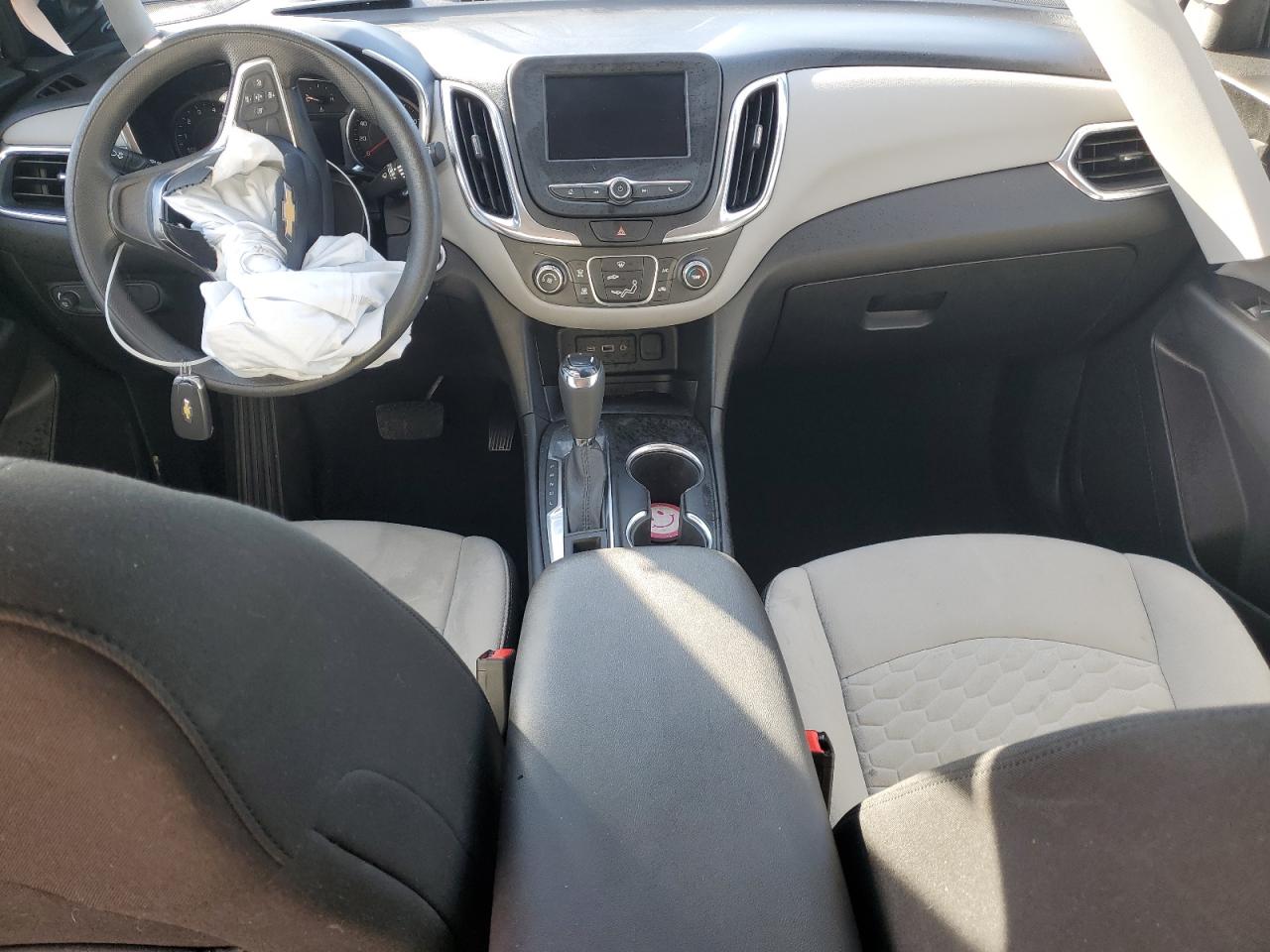 2020 CHEVROLET EQUINOX LT photo 8