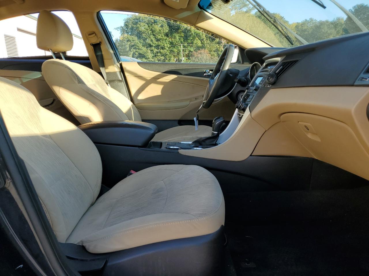 2014 HYUNDAI SONATA GLS photo 13