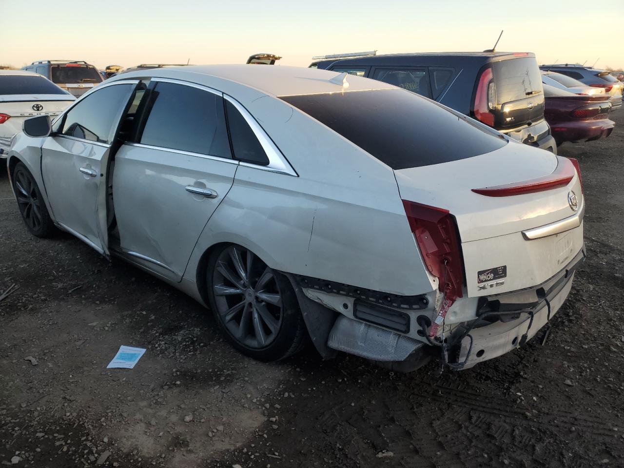 2013 CADILLAC XTS photo 4