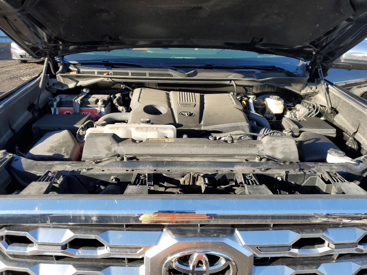 2024 TOYOTA TUNDRA CREWMAX PLATINUM photo 11