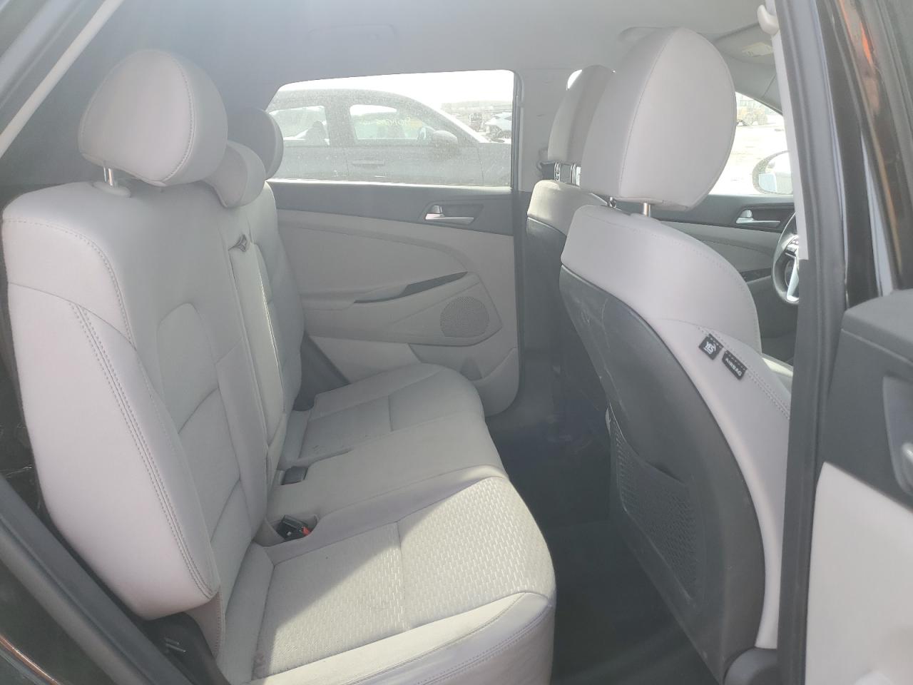 2019 HYUNDAI TUCSON SE photo 10