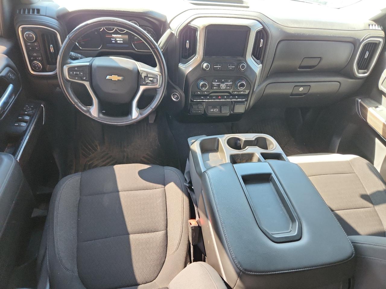 2020 CHEVROLET SILVERADO K1500 LT photo 15