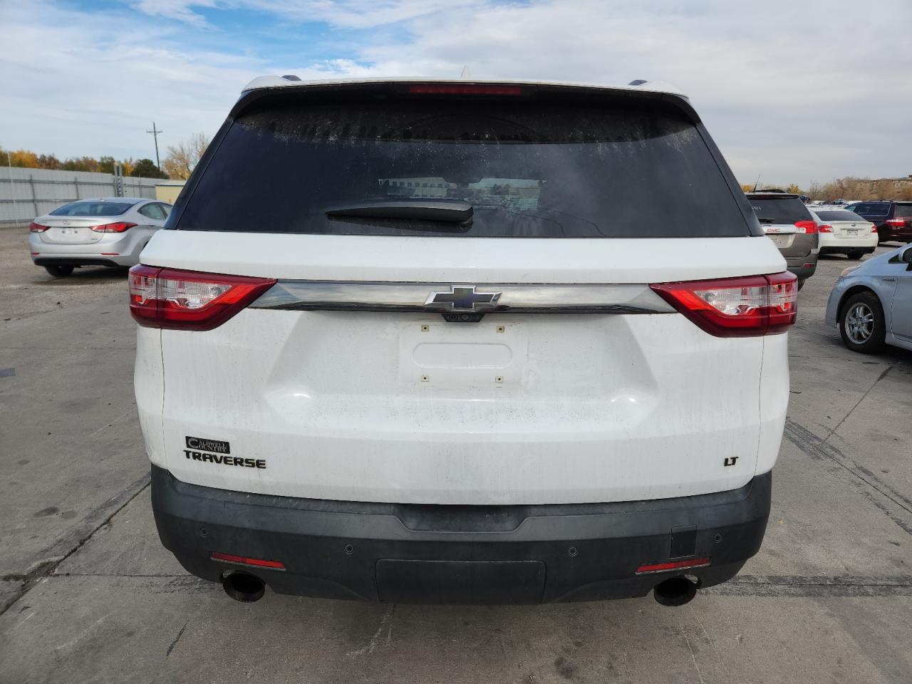 2019 CHEVROLET TRAVERSE LT photo 11