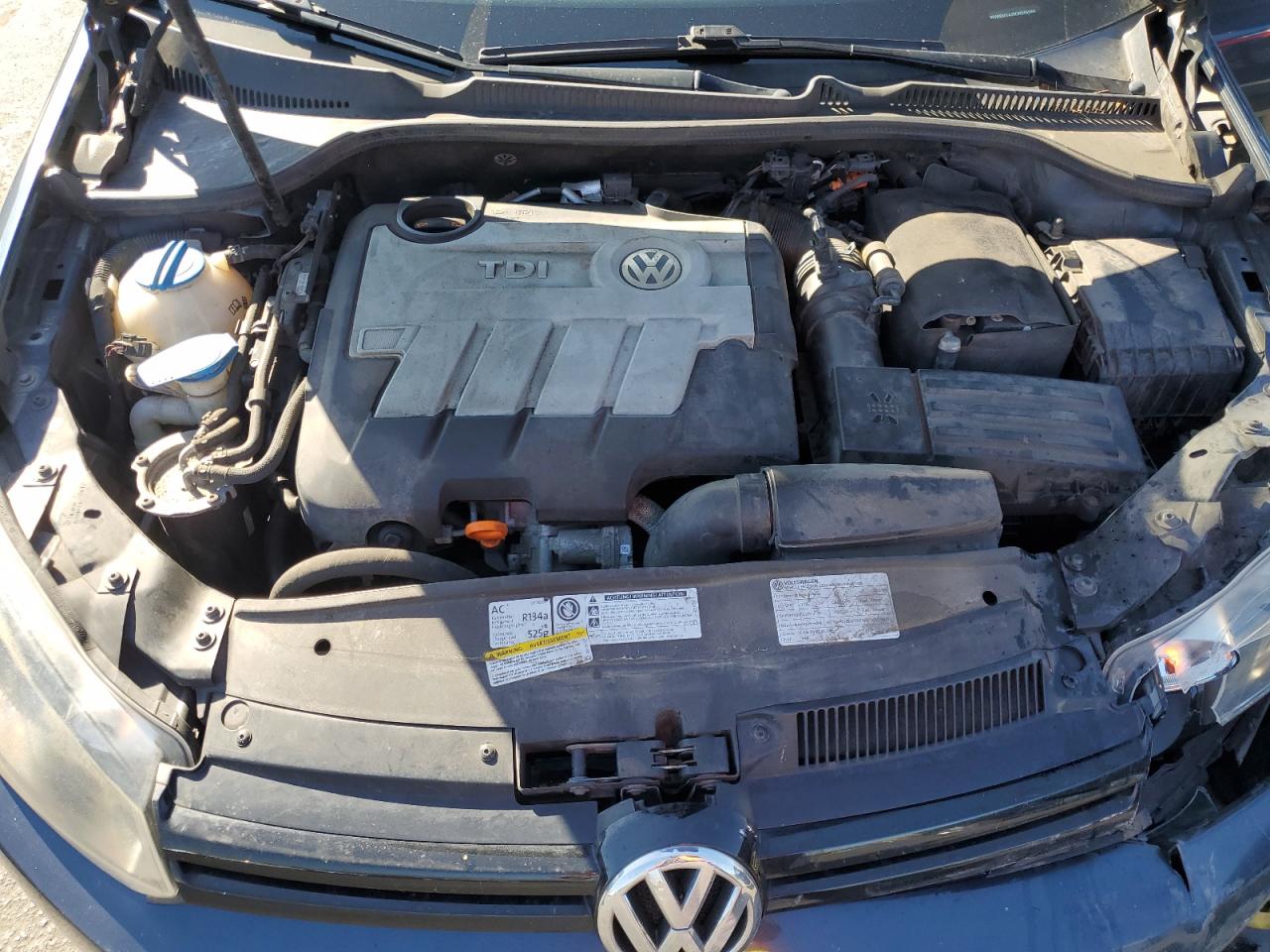2012 VOLKSWAGEN GOLF photo 11