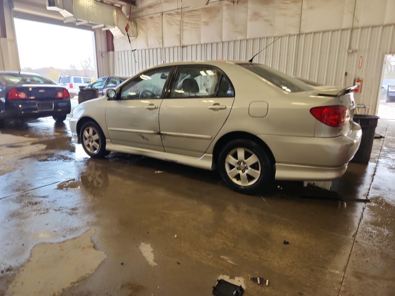 2003 TOYOTA COROLLA S photo 2