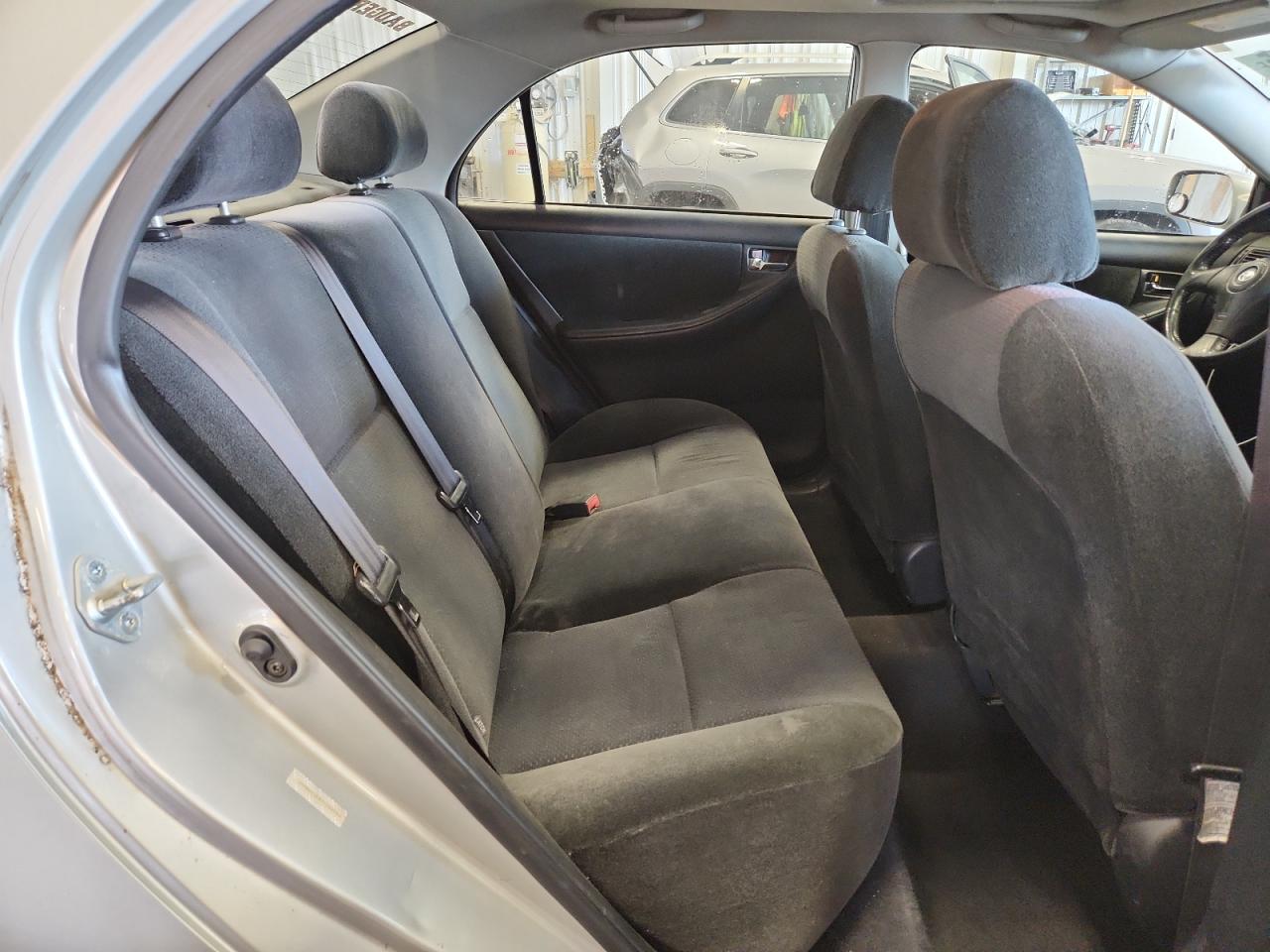 2003 TOYOTA COROLLA S photo 10