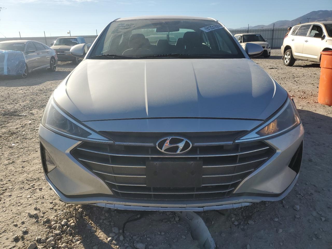 2020 HYUNDAI ELANTRA SEL photo 5