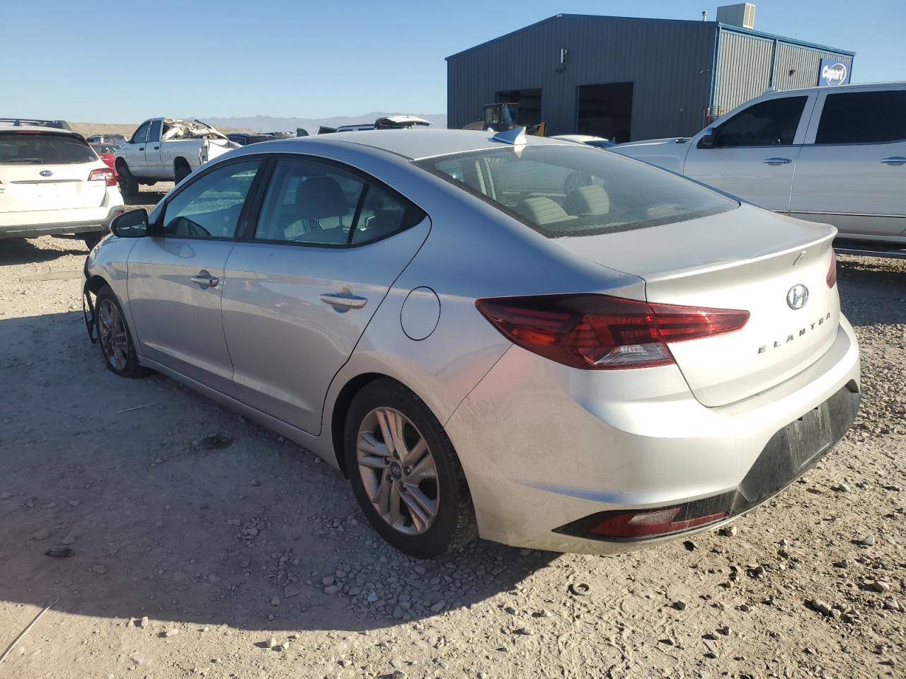 2020 HYUNDAI ELANTRA SEL photo 2
