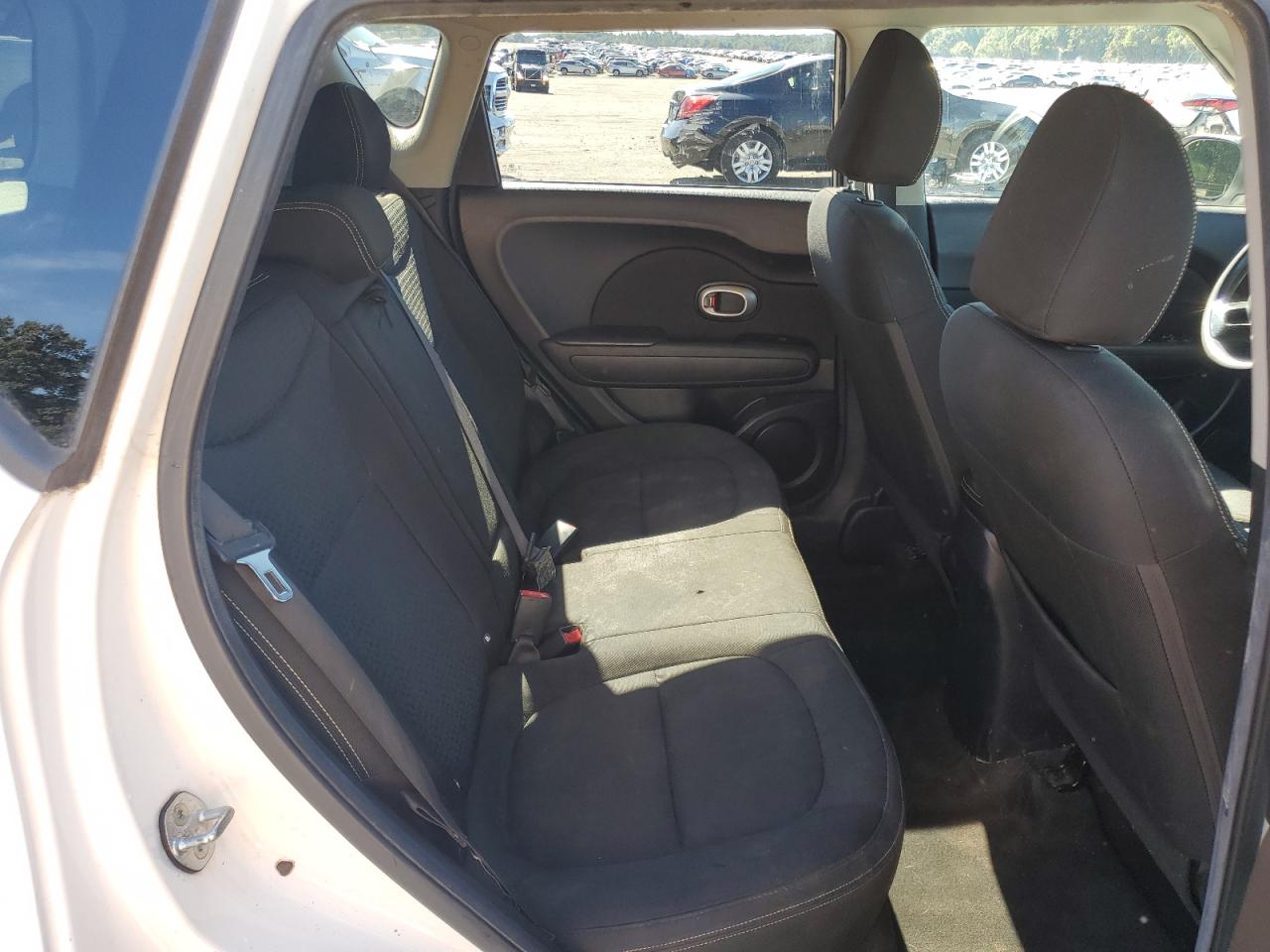 2015 KIA SOUL + photo 10