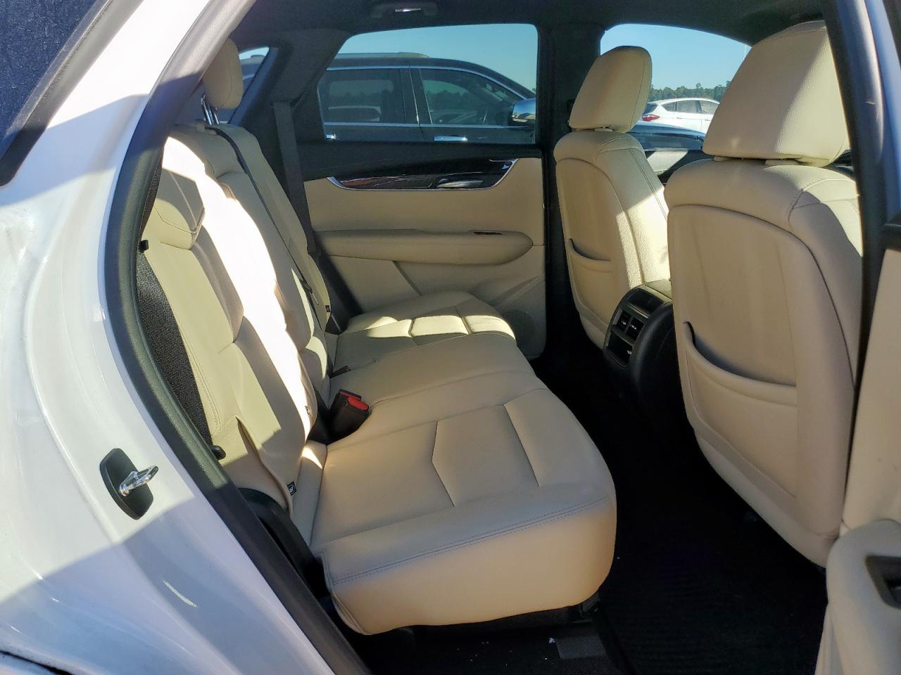 2019 CADILLAC XT5 photo 11