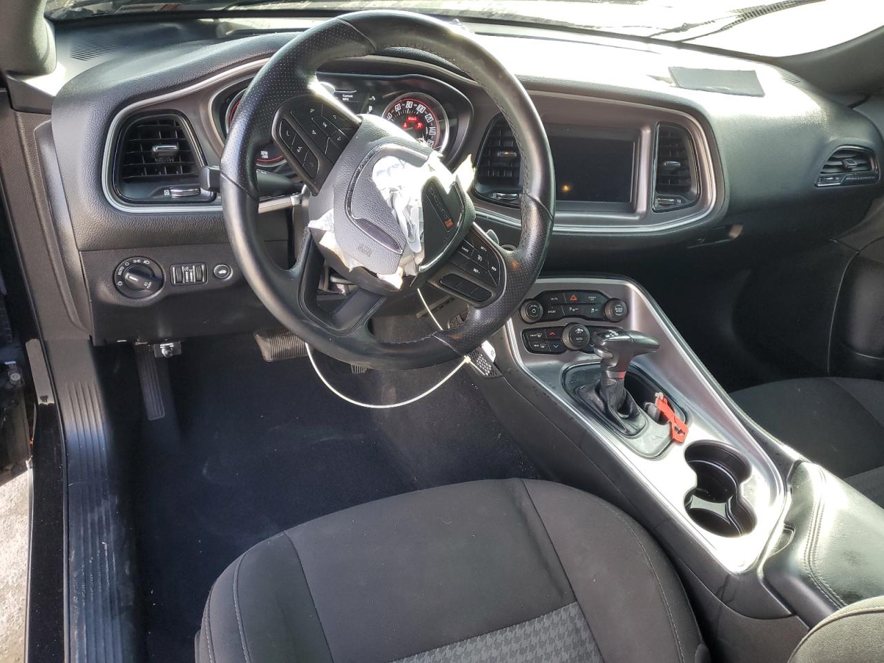 2022 DODGE CHALLENGER GT photo 8