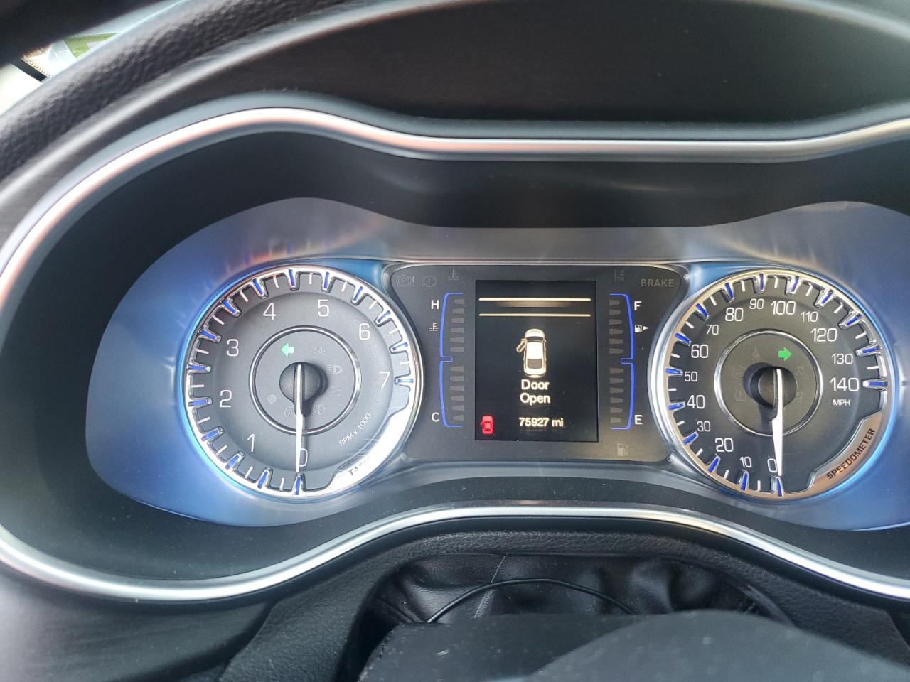 2015 CHRYSLER 200 LIMITED photo 25