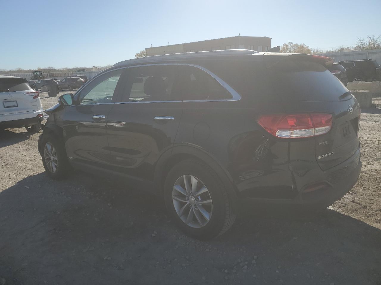 2016 KIA SORENTO LX photo 2