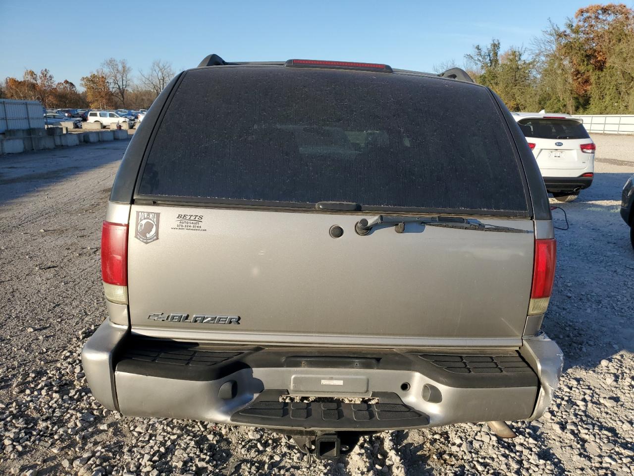 2004 CHEVROLET BLAZER photo 6