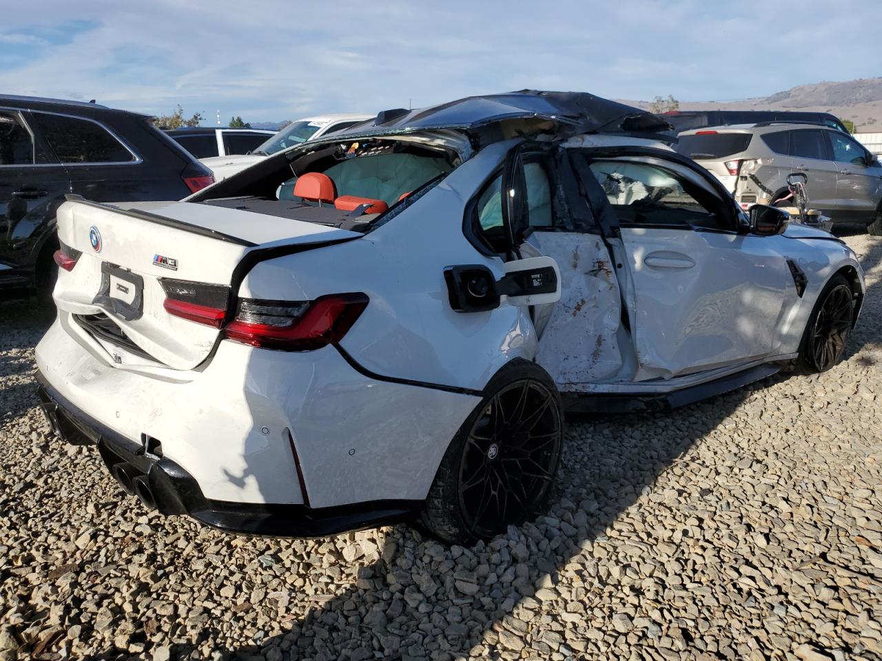 2025 BMW M3 COMPETITION photo 3