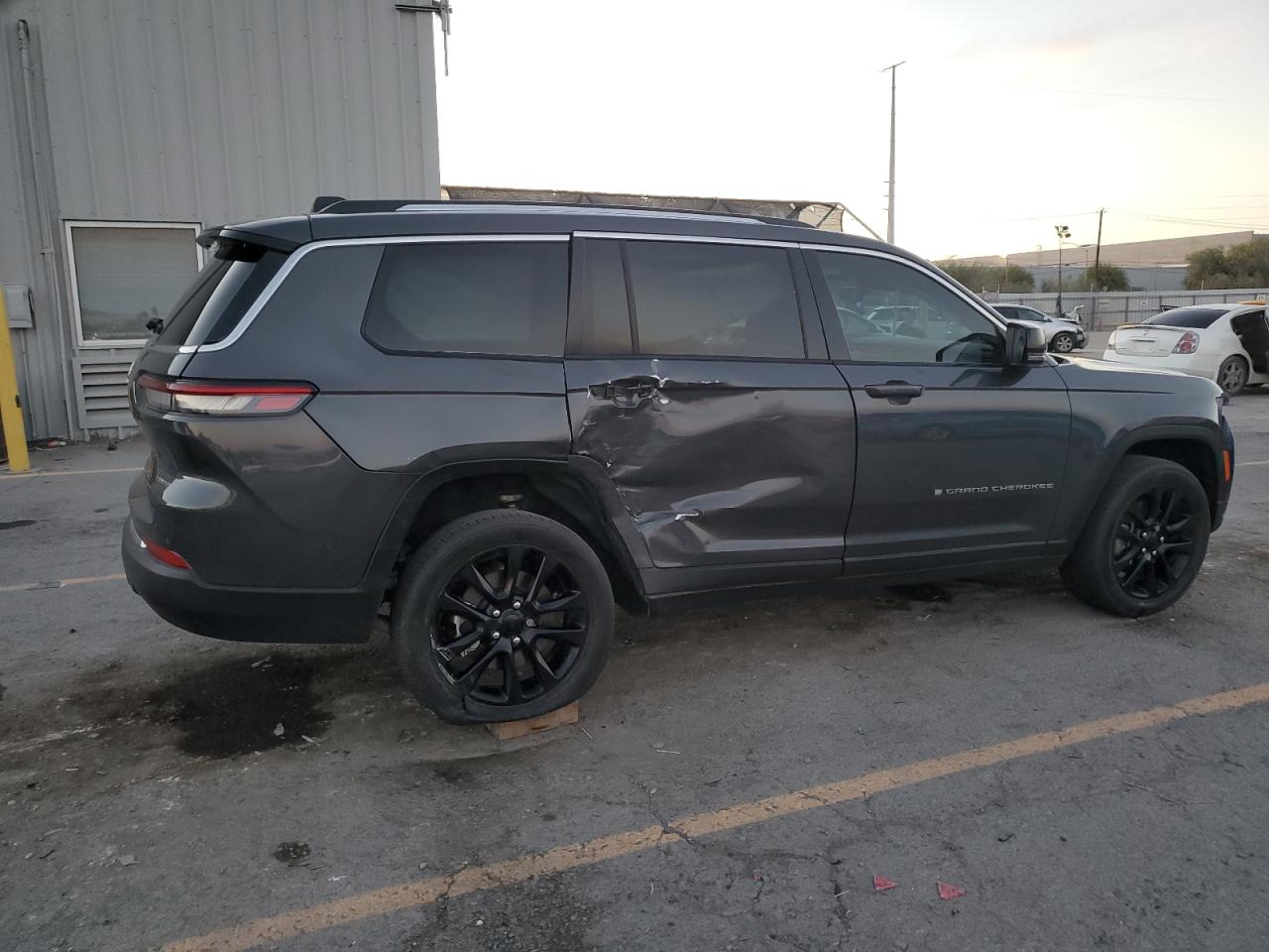 2022 JEEP GRAND CHEROKEE L LIMITED photo 7