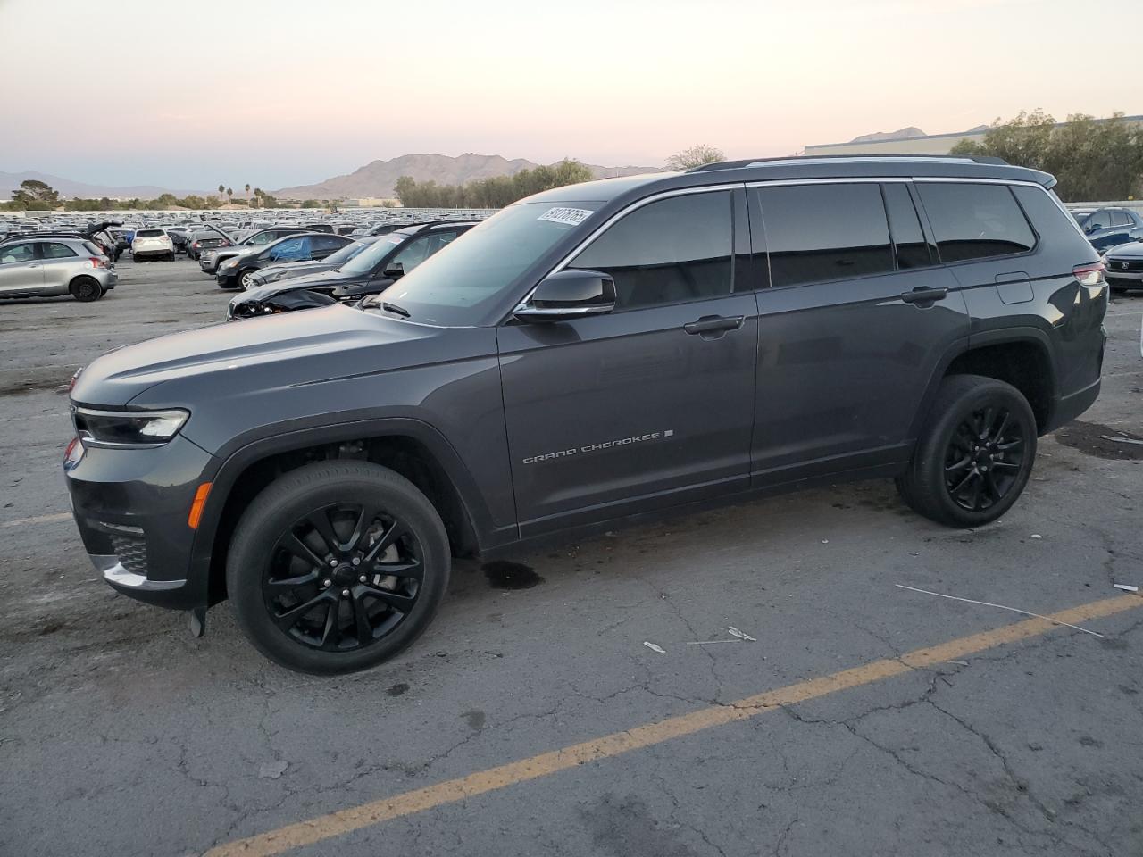 2022 JEEP GRAND CHEROKEE