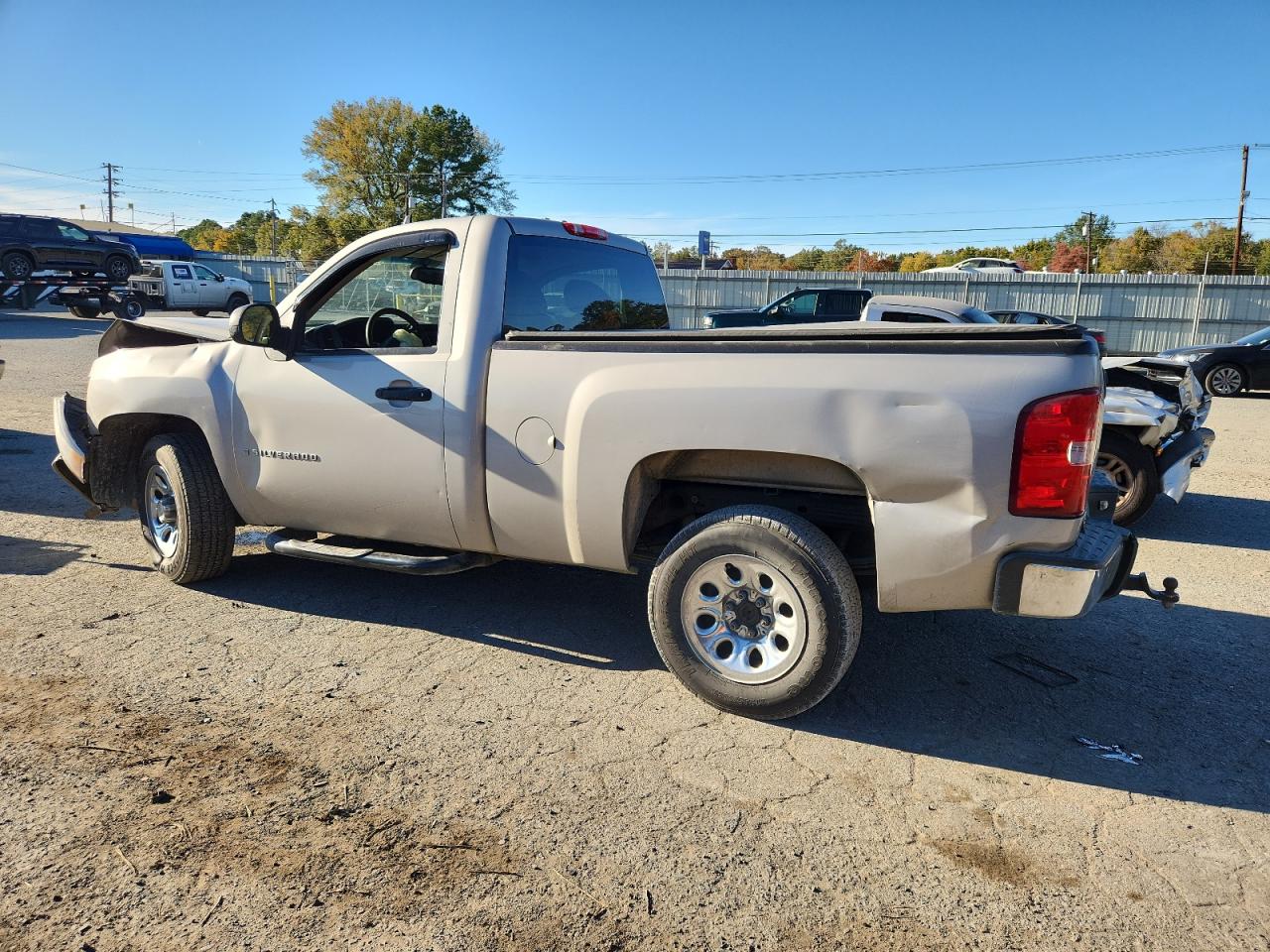 2007 CHEVROLET SILVERADO C1500 photo 2