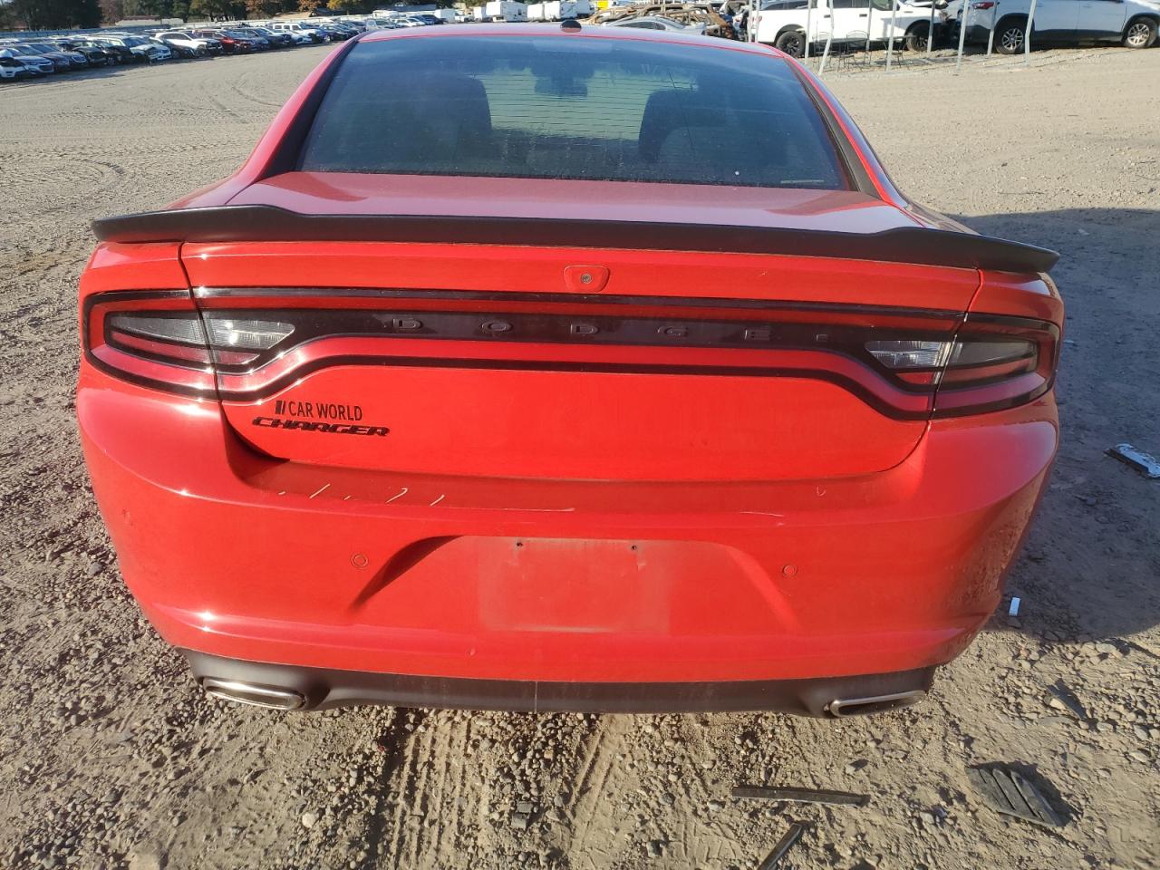 2020 DODGE CHARGER SXT photo 6