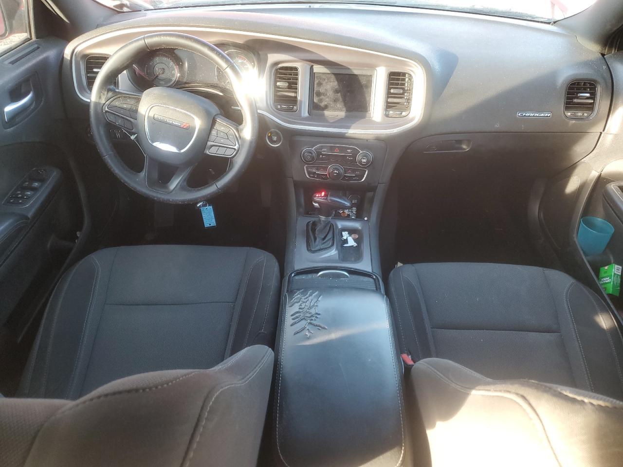 2020 DODGE CHARGER SXT photo 8